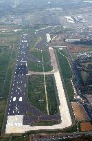 Narita airport to sue airport landowners